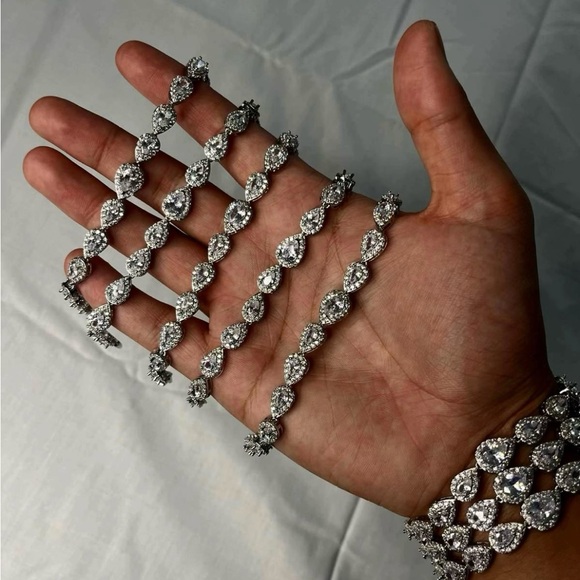 Noctra Teardrop Bracelets Iced Out VVS1 Edition Jewelry READ DESCRIPTION - Picture 1 of 6